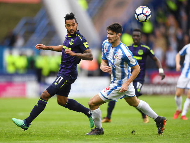 贡献良多 贡献良多