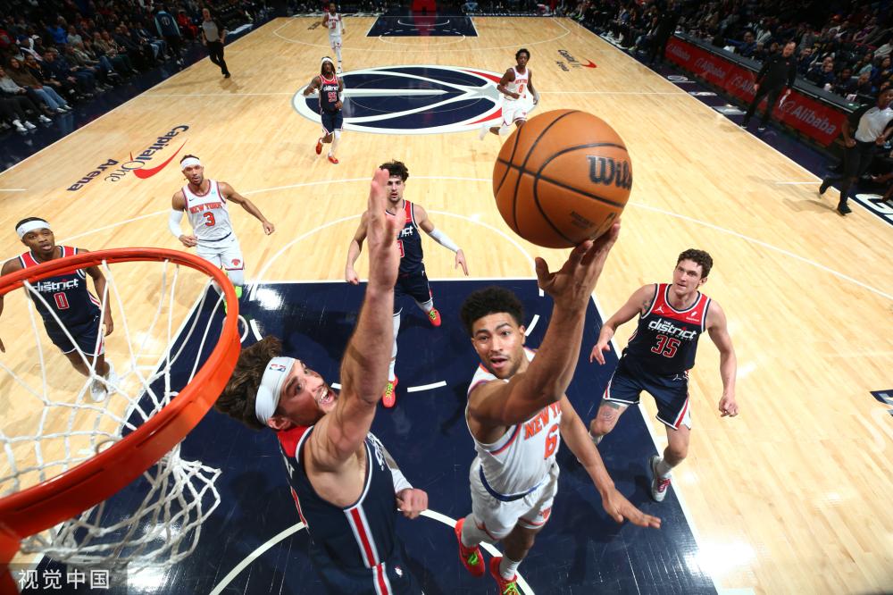 更是对足球 更是对足球